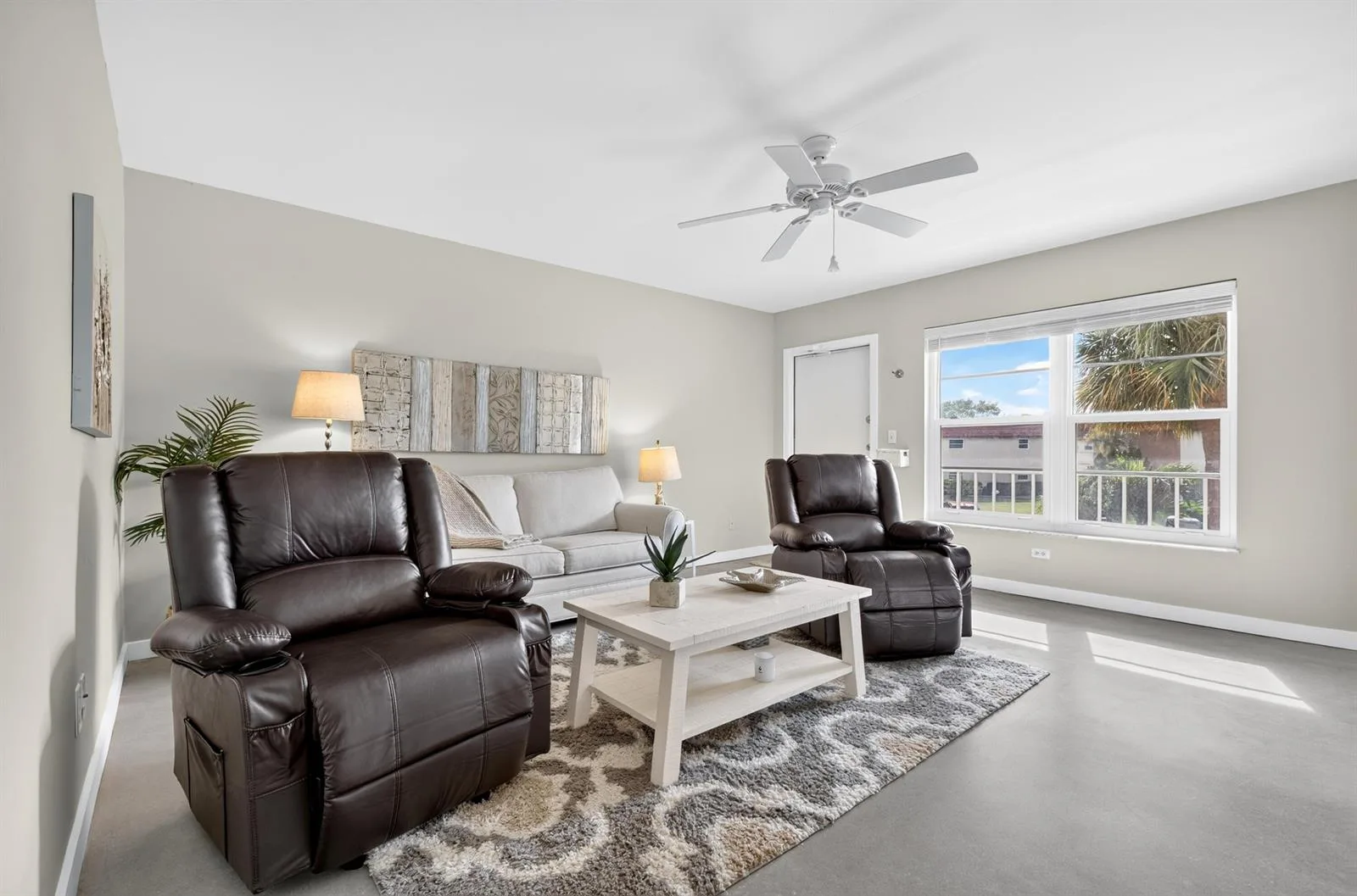 72 Royal Oak Court # 202, Vero Beach, FL 32962 — zdjęcie 2