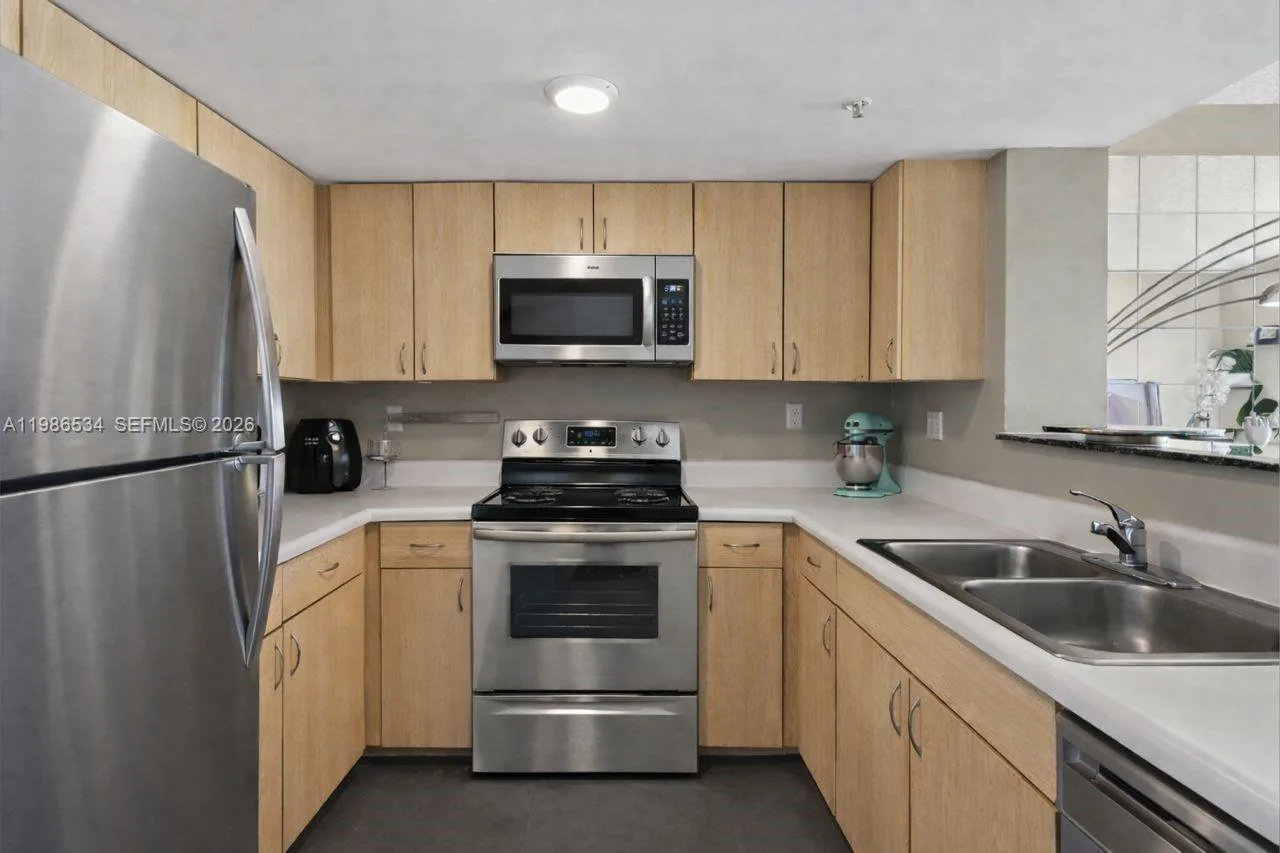 3000 CORAL WAY # 416, Miami, FL 33145 photo 7