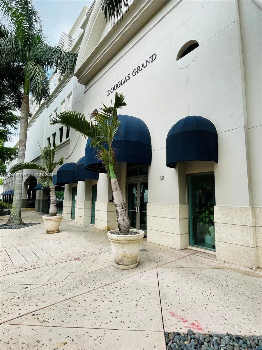 50 Menores Ave # 726, Coral Gables, FL 33134