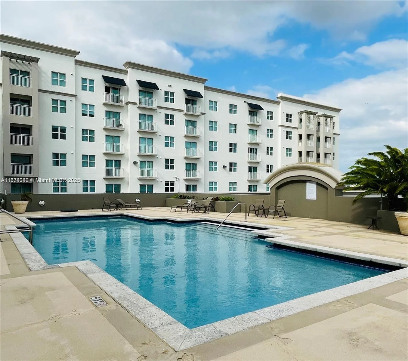50 Menores Ave # 726, Coral Gables, FL 33134 photo 2