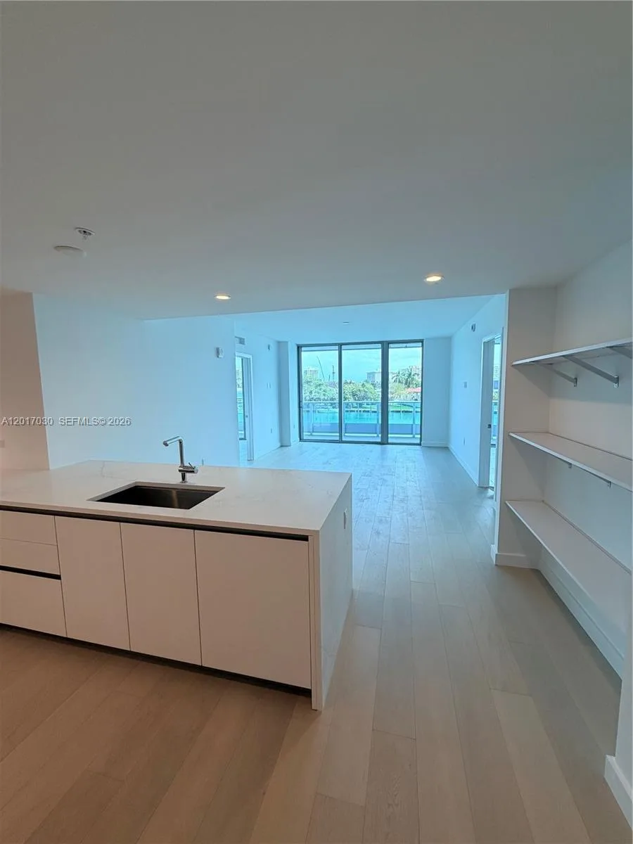 9221 E Bay Harbor Dr # 309, Bay Harbor Islands, FL 33154 photo 6