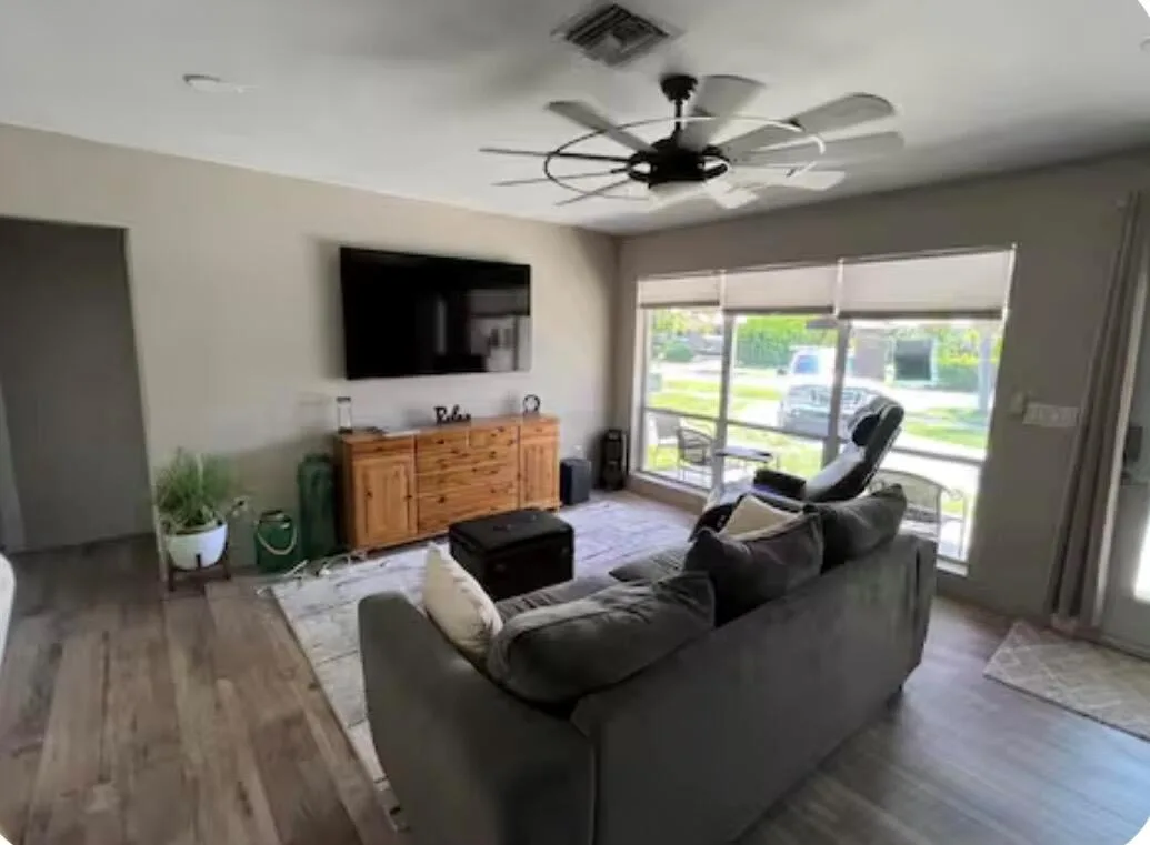 511 SE 5th Street SE, Pompano Beach, FL 33060 photo 4
