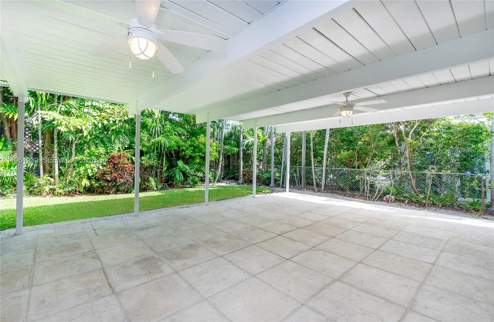310 Harbor Ct, Key Biscayne, FL 33149 photo 9