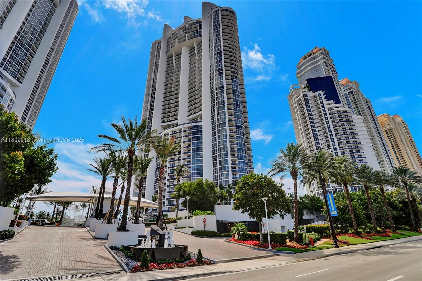 18201 Collins Ave # 808, Sunny Isles Beach, FL 33160