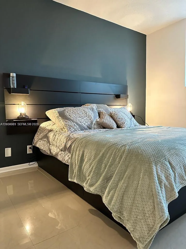3000 S Ocean Dr # 414, Hollywood, FL 33019 photo 2