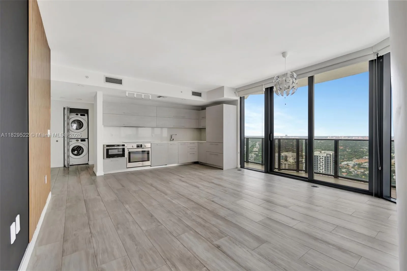 55 SW 9th St # 3908, Miami, FL 33130 photo 6