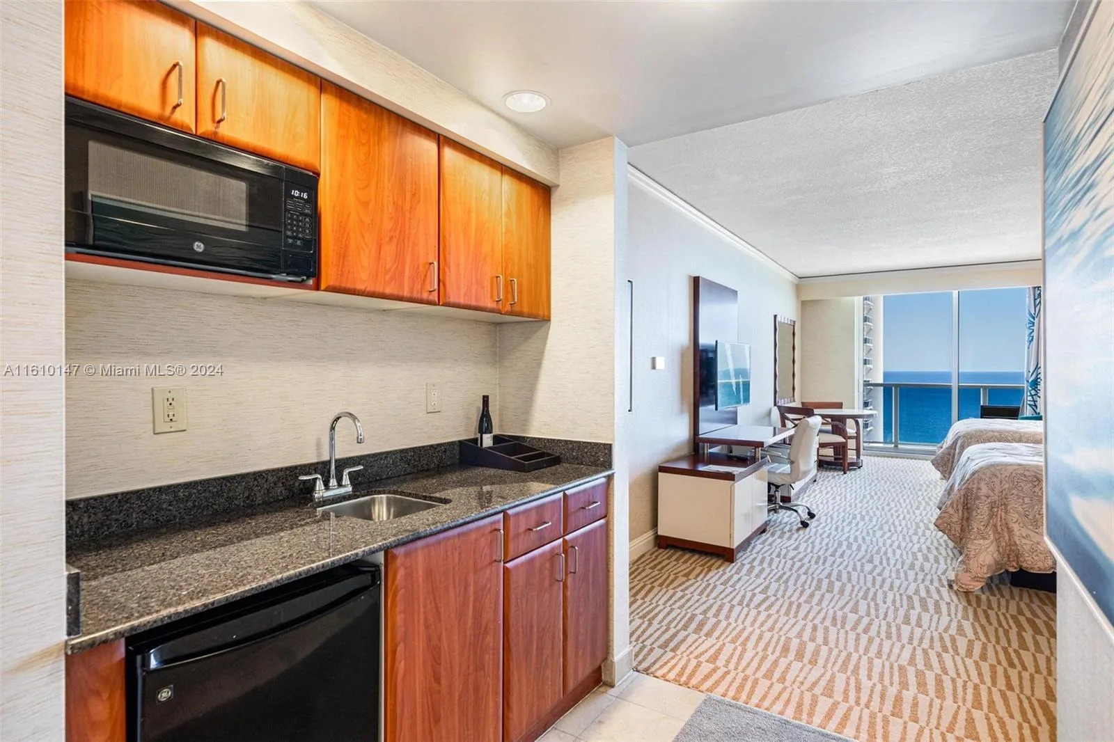18001 Collins Ave # 3006, Sunny Isles Beach, FL 33160