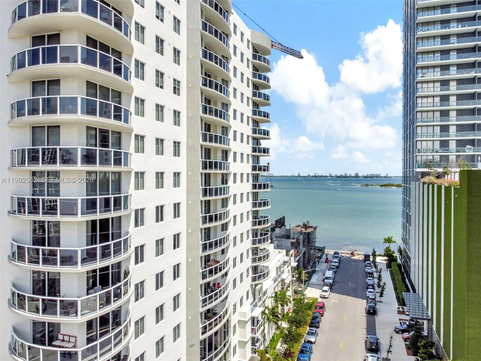 601 NE 23rd St # 1403, Miami, FL 33137 photo 2