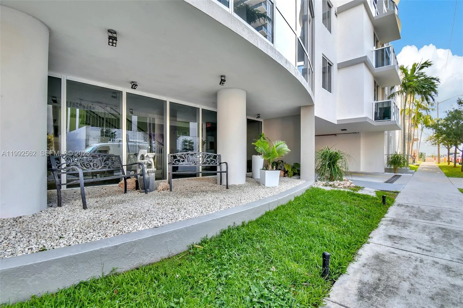 601 NE 23rd St # 1403, Miami, FL 33137 photo 4