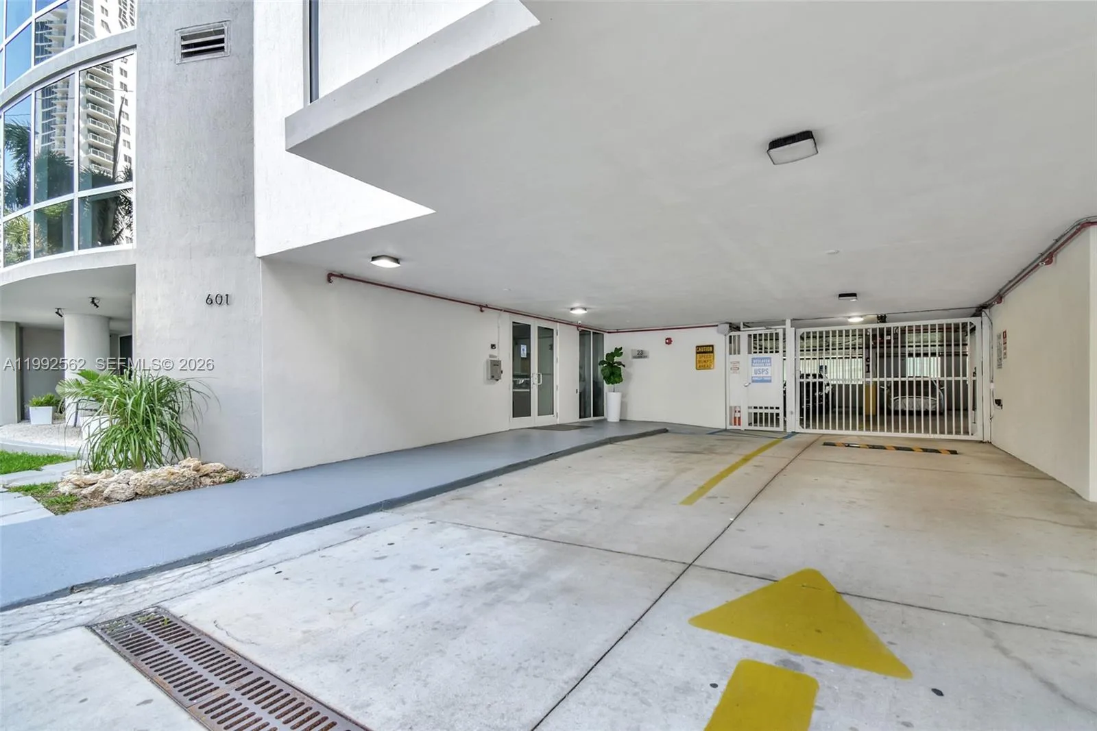 601 NE 23rd St # 1403, Miami, FL 33137 photo 6
