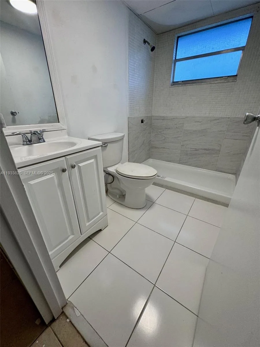 269 Brittany # F, Delray Beach, FL 33446 photo 3