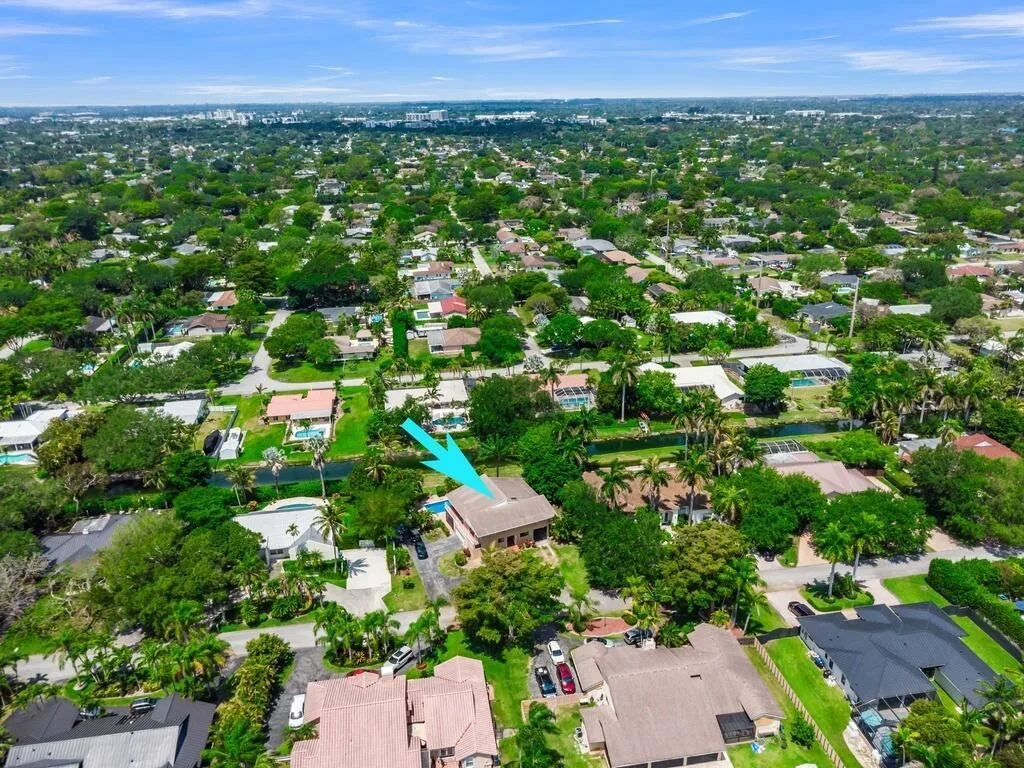 17914 SW 83rd Court, Palmetto Bay, FL 33157