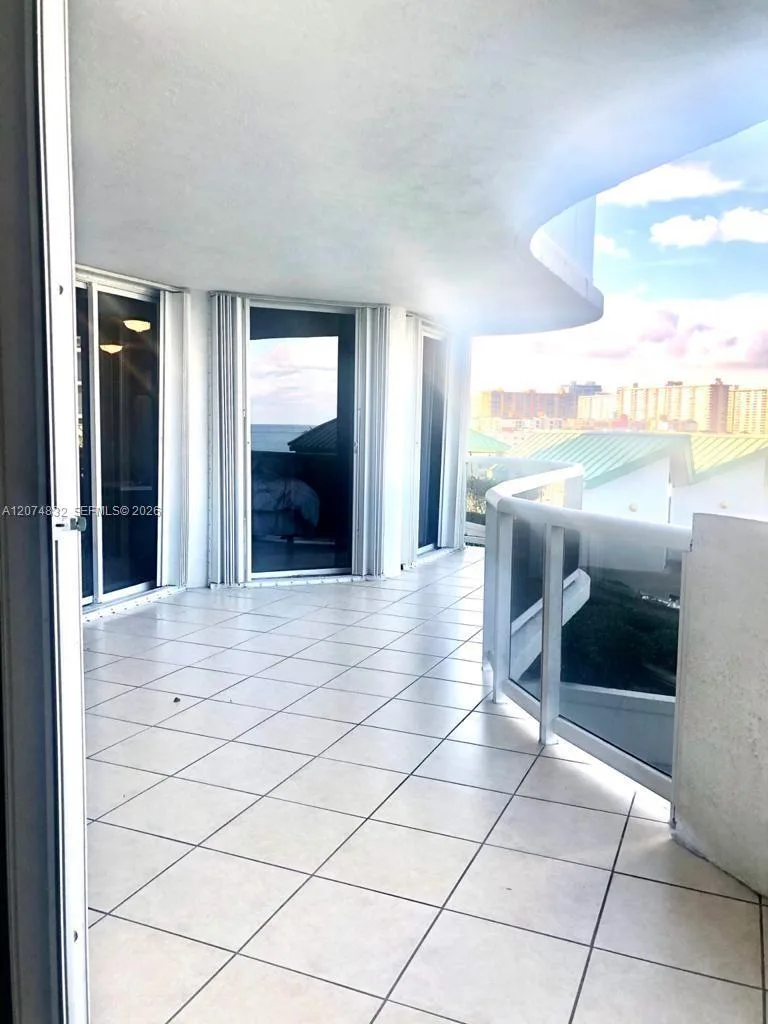 16711 Collins Ave # 706, Sunny Isles Beach, FL 33160 photo 10
