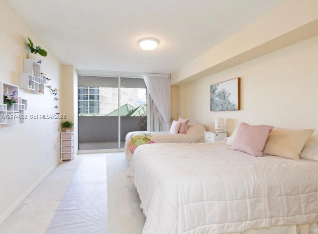 16711 Collins Ave # 706, Sunny Isles Beach, FL 33160 photo 8