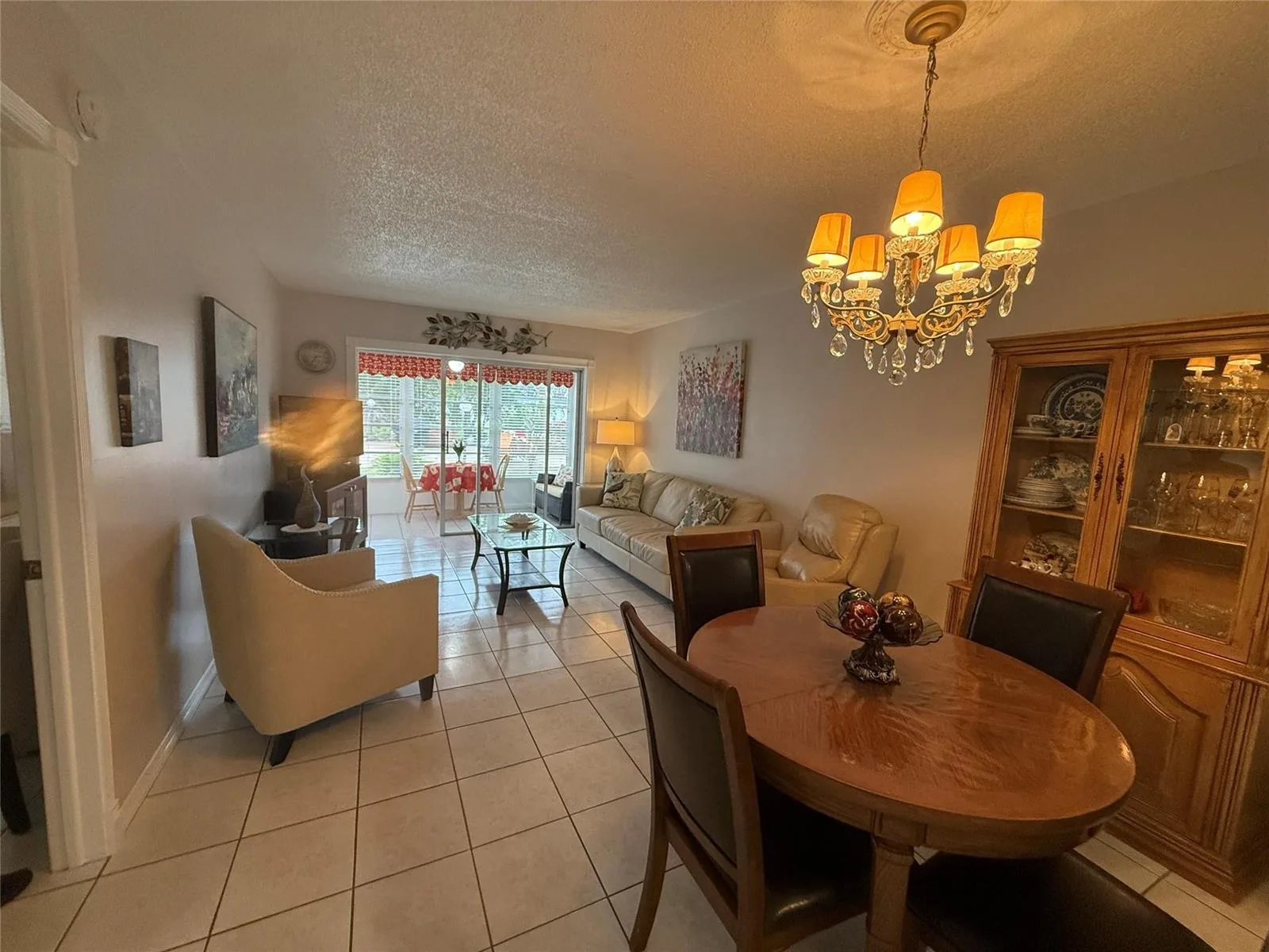 2901 NW 46th Avenue # 106, Lauderdale Lakes, FL 33313