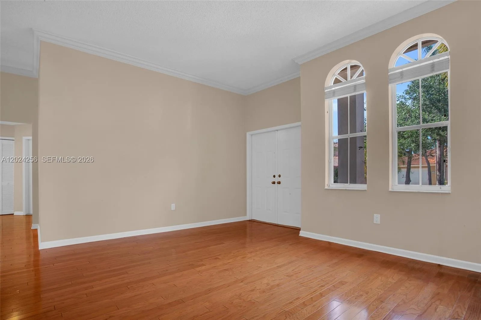13964 N Cypress Cove Cir, Davie, FL 33325 photo 3