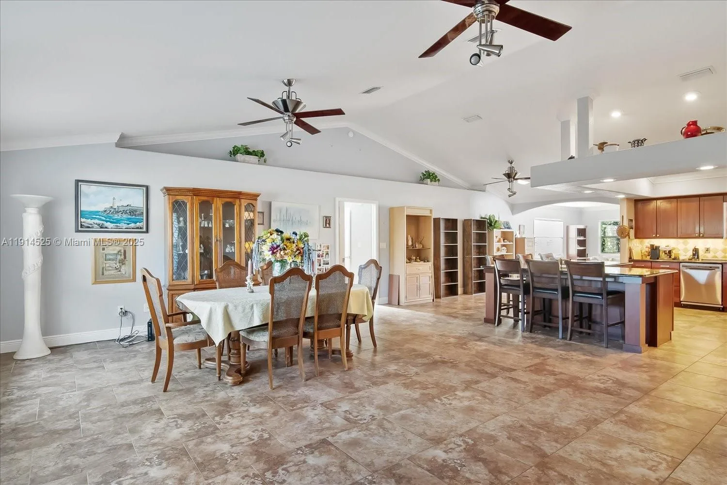 1546 Camellia Court, Lake Placid, FL 33852 photo 2