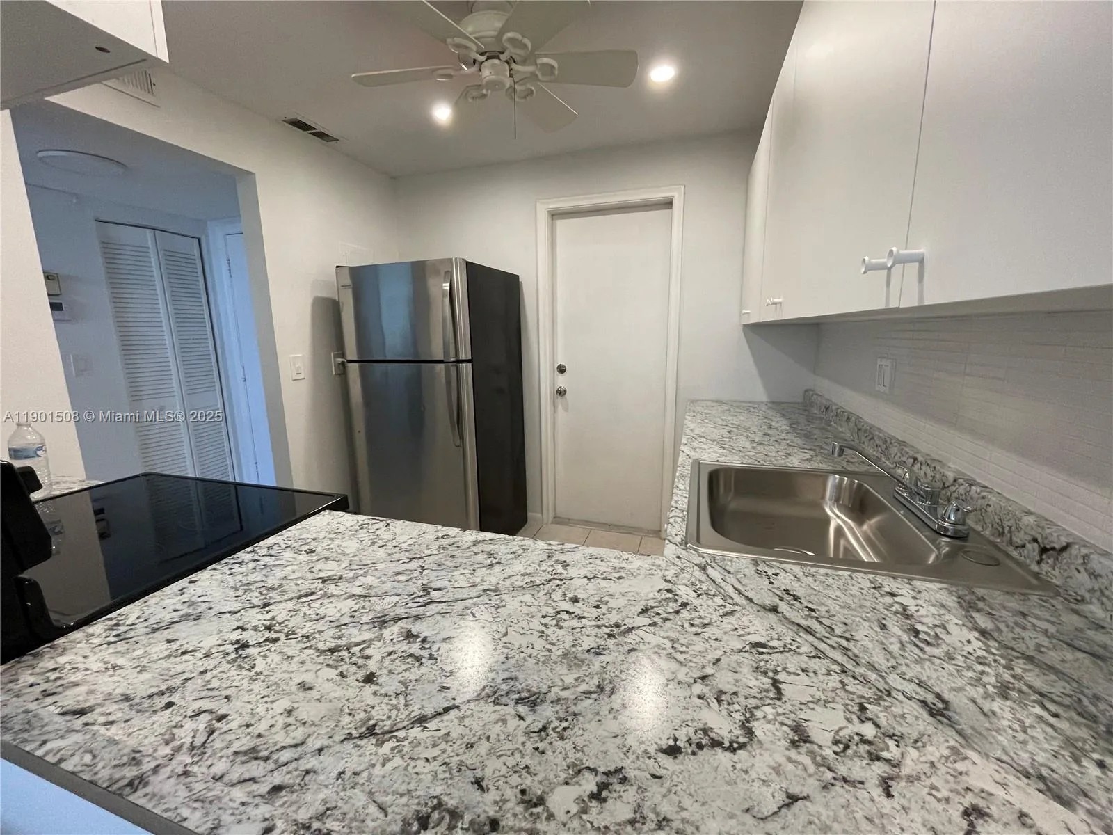 1817 S Ocean Dr # 226, Hallandale Beach, FL 33009 photo 3