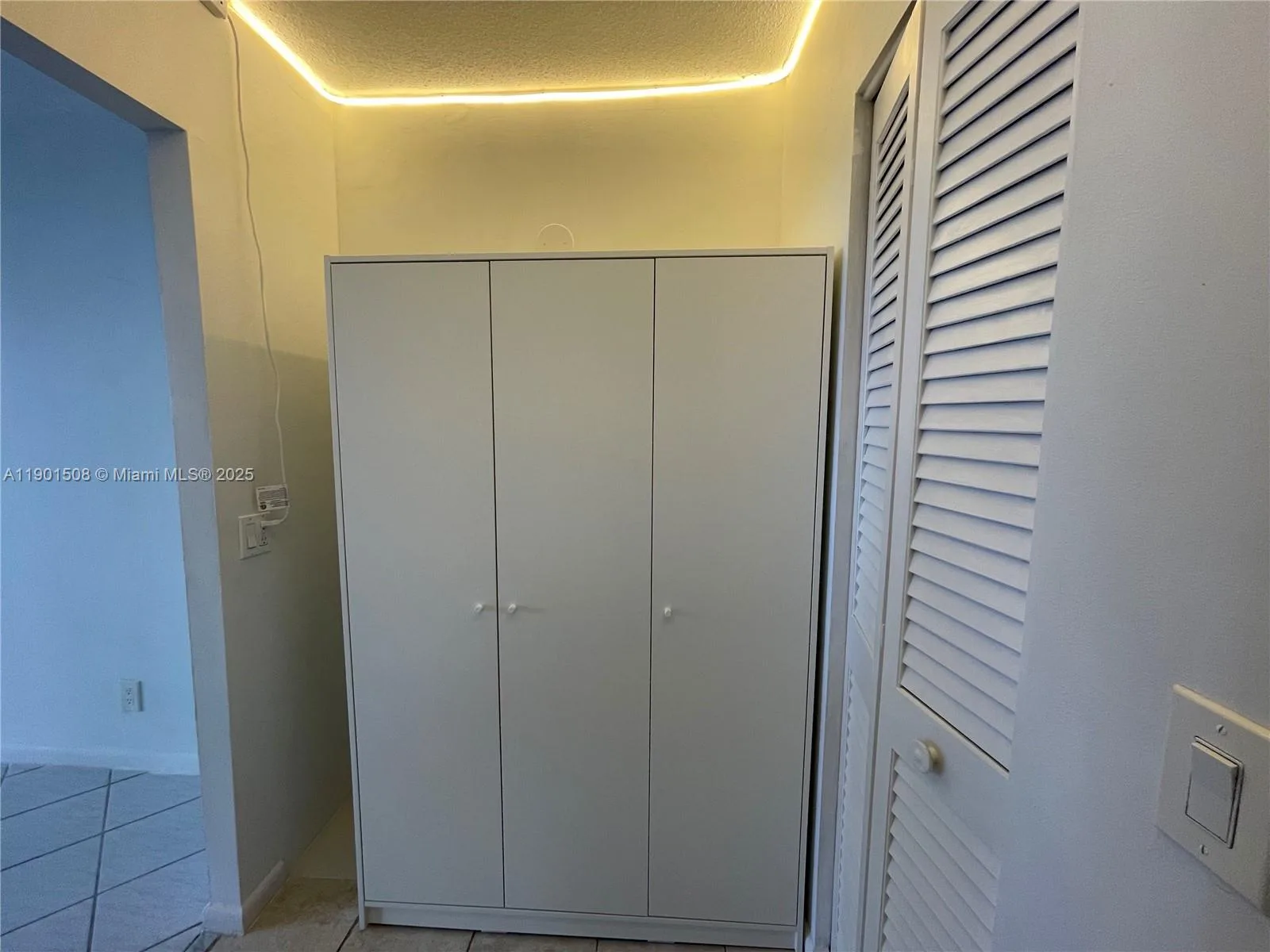 1817 S Ocean Dr # 226, Hallandale Beach, FL 33009 photo 8