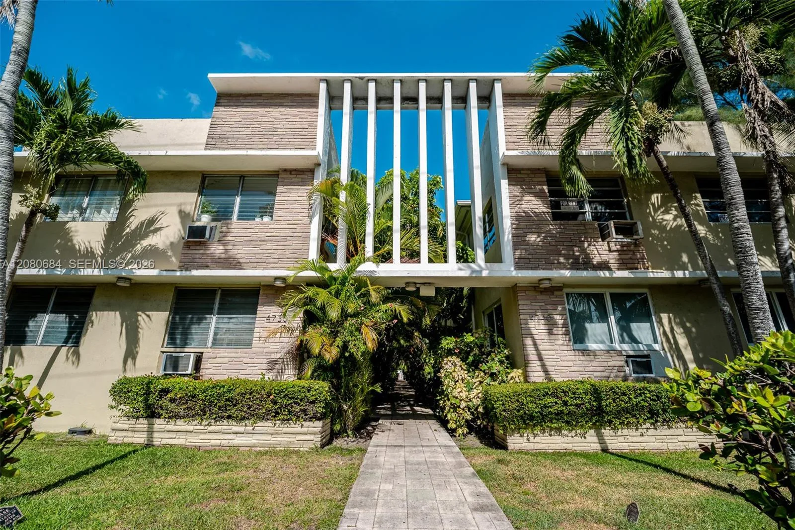 4730 Pine Tree Dr # 17, Miami Beach, FL 33140