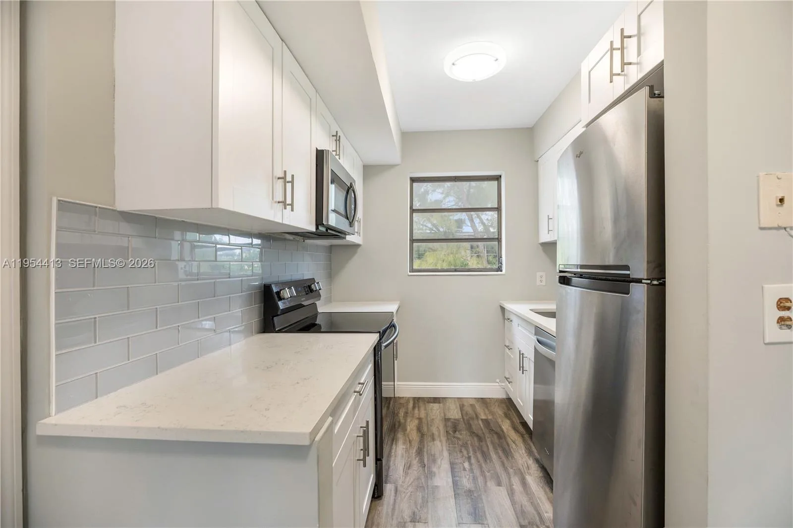 7725 Carlyle Ave # 10, Miami Beach, FL 33141 photo 4