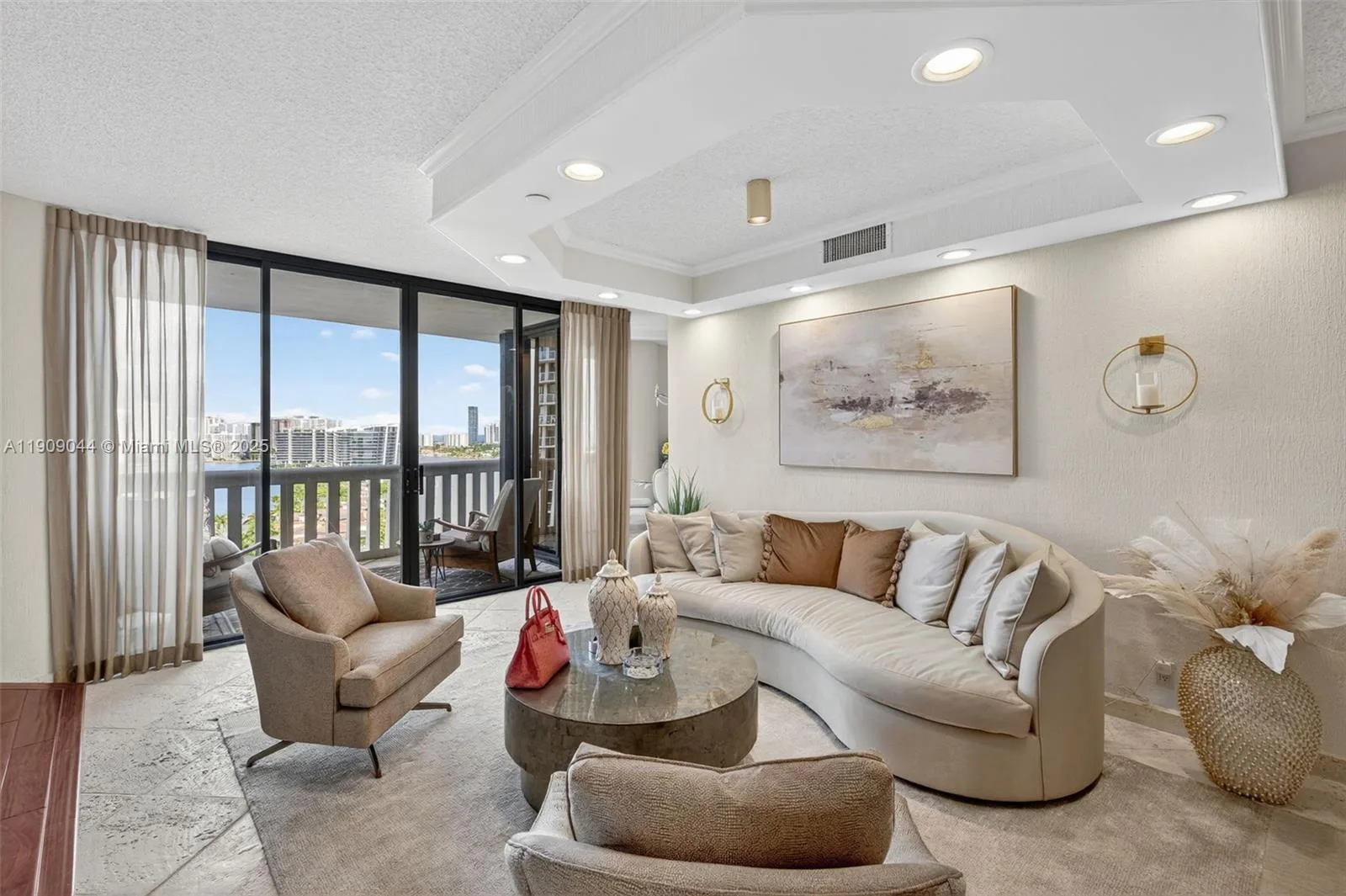 3000 Island Blvd # 1904, Aventura, FL 33160 photo 3