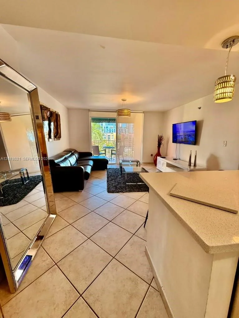 19701 E Country Club Dr # 5605A, Aventura, FL 33180 photo 5