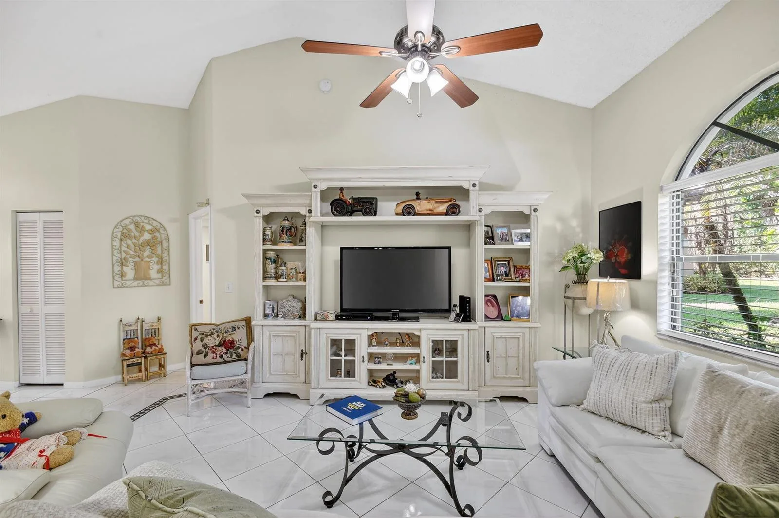 7147 Le Chalet Boulevard, Boynton Beach, FL 33472 photo 9