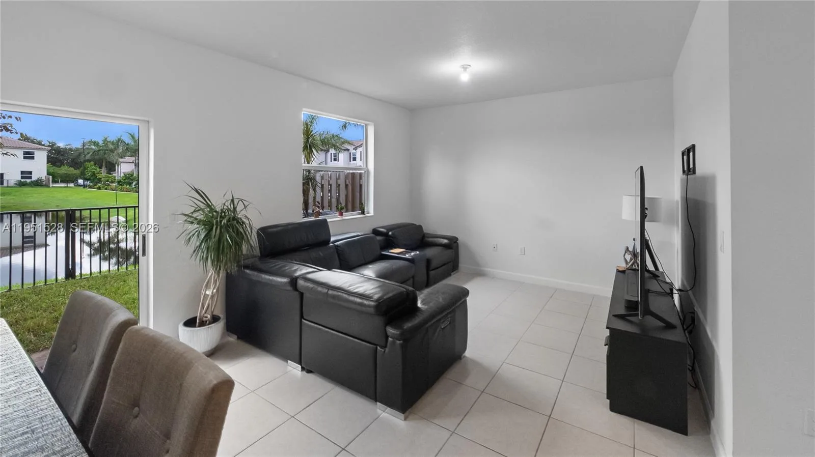 5544 NW 27th Pl, Lauderhill, FL 33313 photo 13