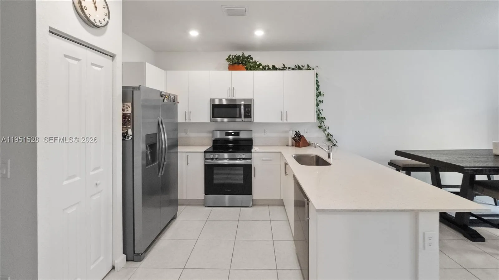 5544 NW 27th Pl, Lauderhill, FL 33313 photo 4