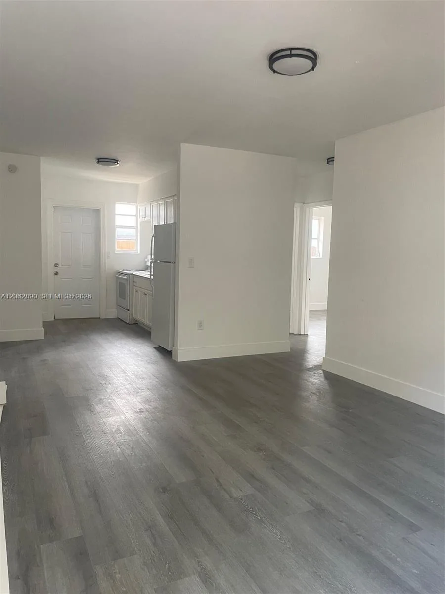 1831 NW 41st St, Miami, FL 33142 photo 4