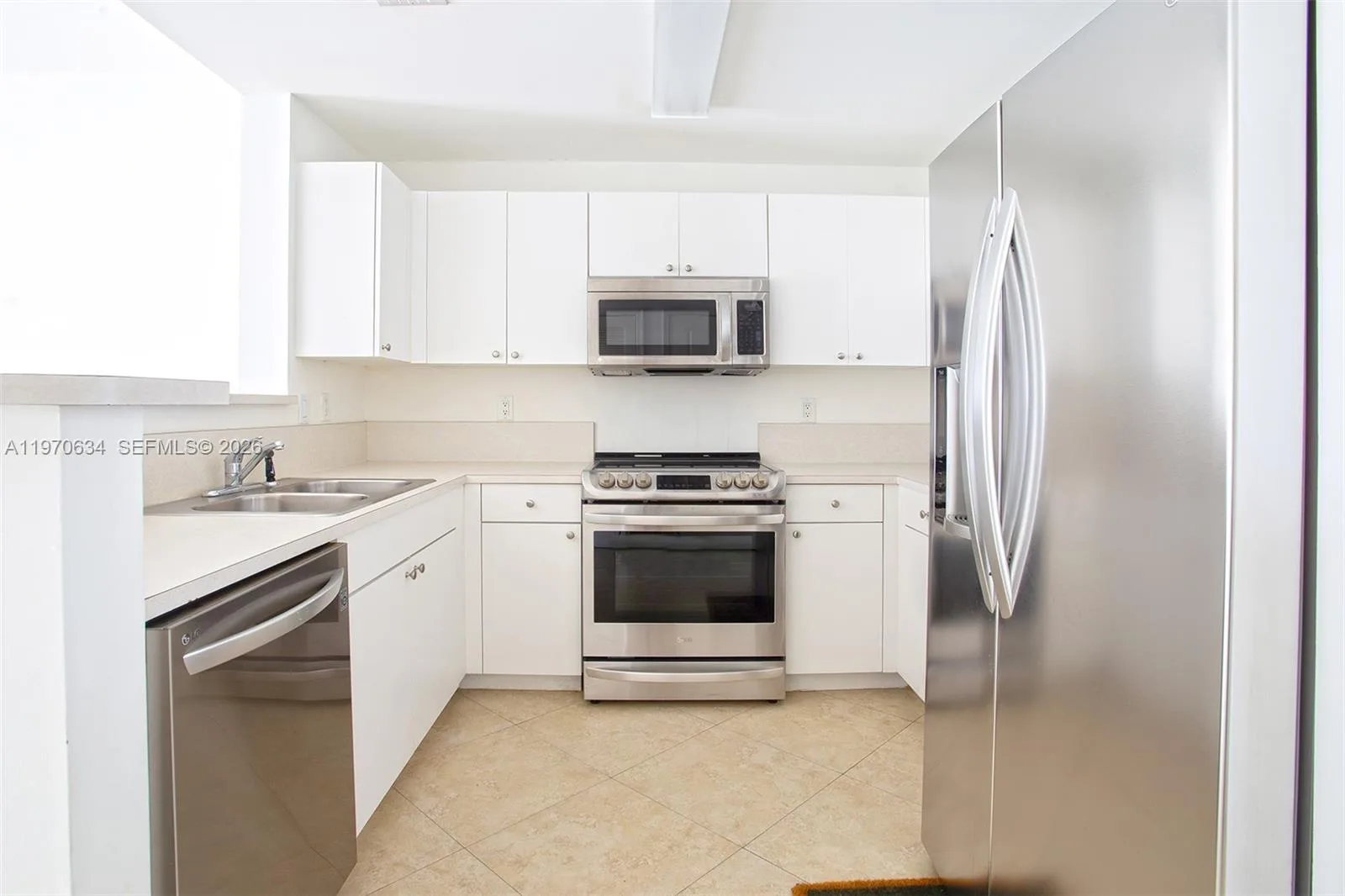 10 Aragon Ave # 1408, Coral Gables, FL 33134 photo 9