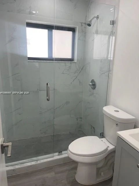 910 SW 8th Ave # D, Miami, FL 33130 photo 5