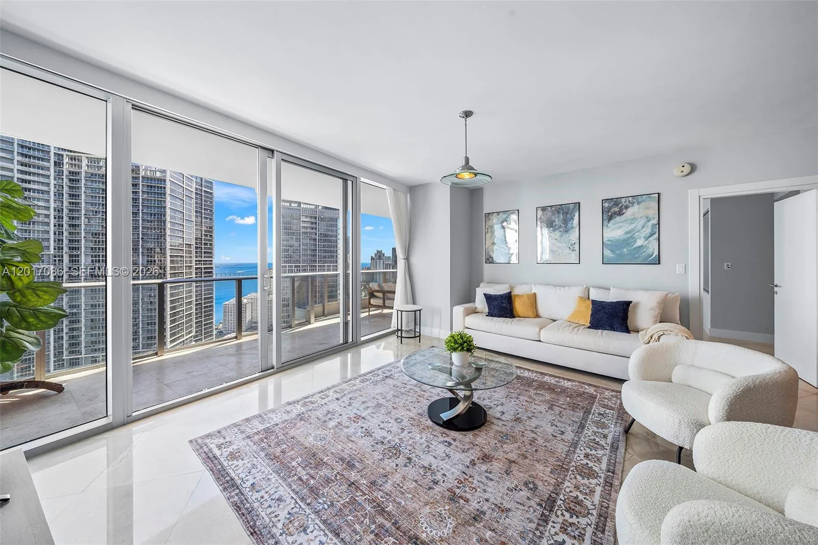 200 Biscayne Boulevard Way # 4308, Miami, FL 33131 photo 2