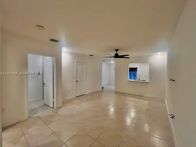 475 NE 5th Ln, Florida City, FL 33034 photo 4