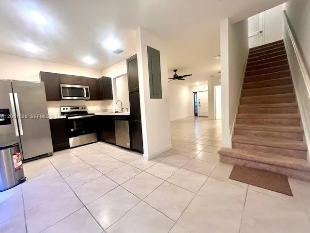 475 NE 5th Ln, Florida City, FL 33034 photo 5