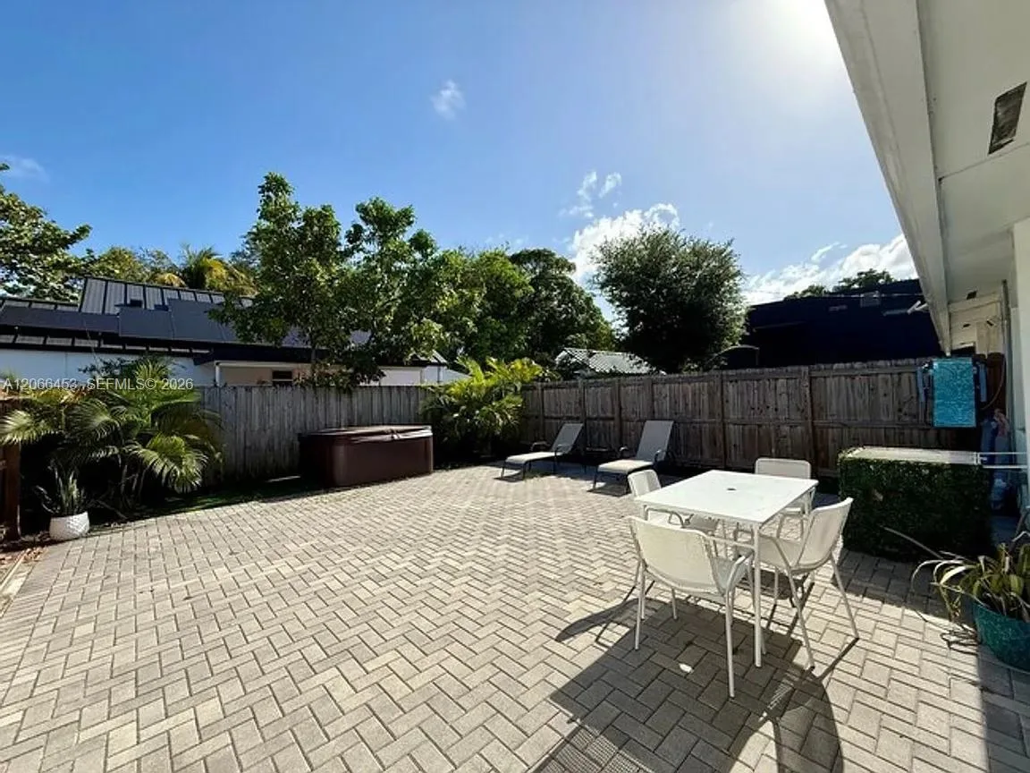 100 NW 45th St # 1, Miami, FL 33127 photo 10