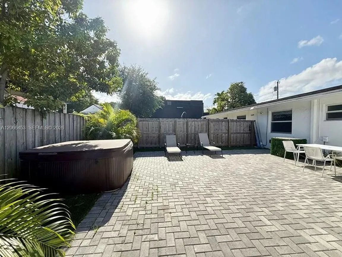 100 NW 45th St # 1, Miami, FL 33127 photo 11