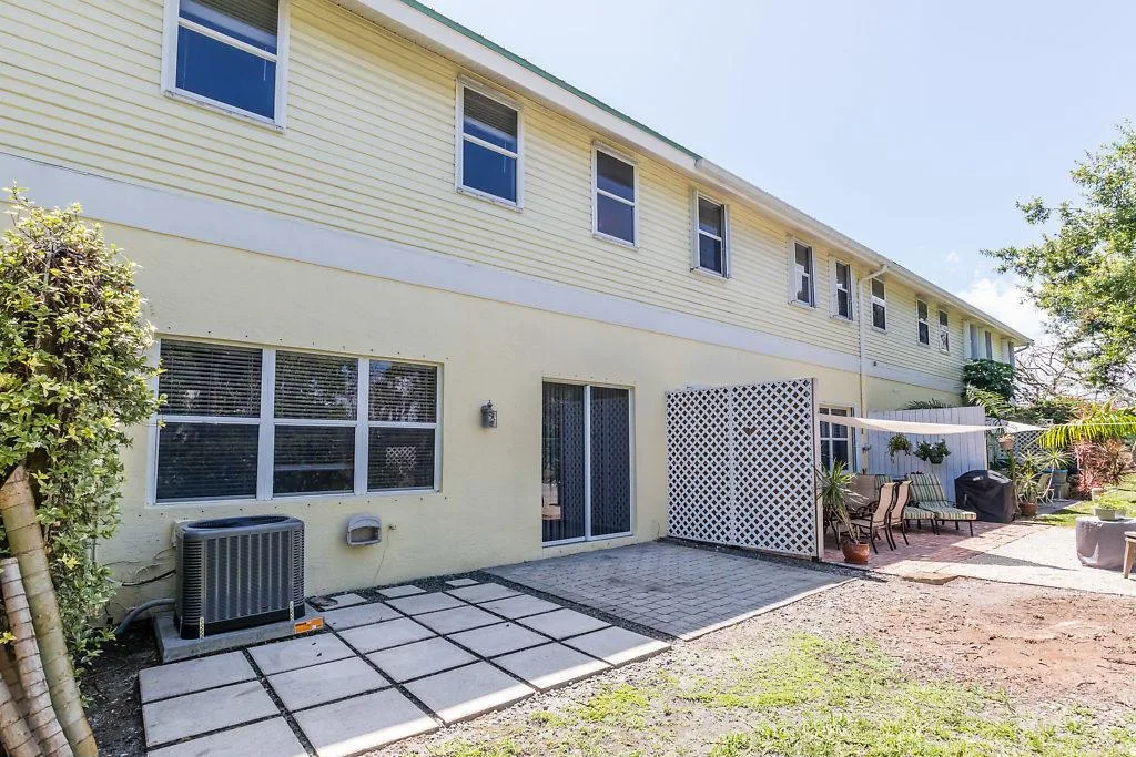 117 Barefoot Cove, Hypoluxo, FL 33462 photo 10