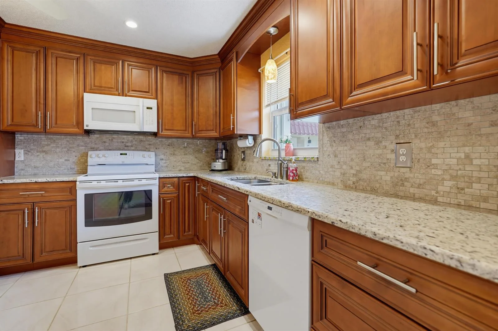 676 Laconia Circle # B, Lake Worth, FL 33467 photo 6