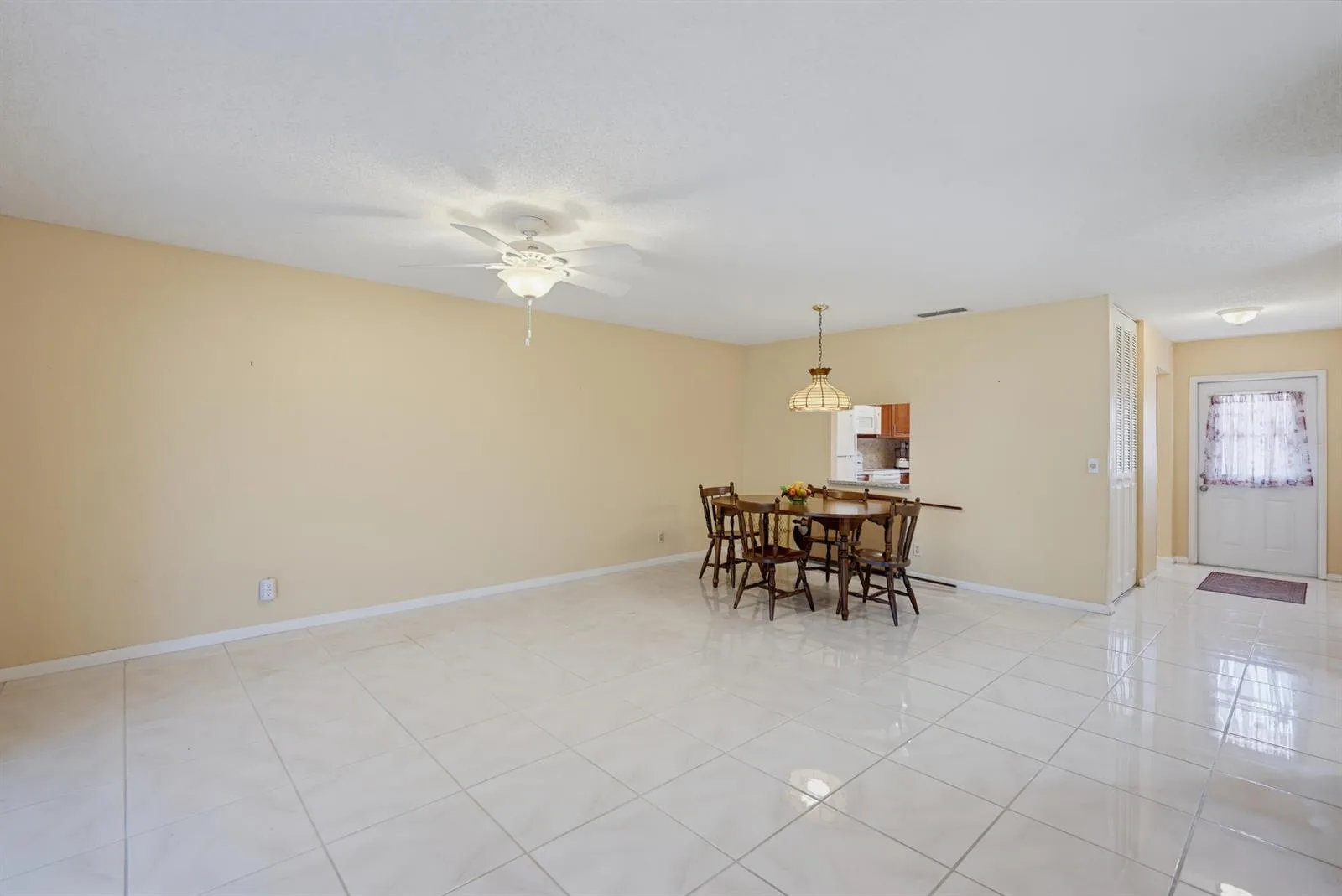 676 Laconia Circle # B, Lake Worth, FL 33467 photo 9