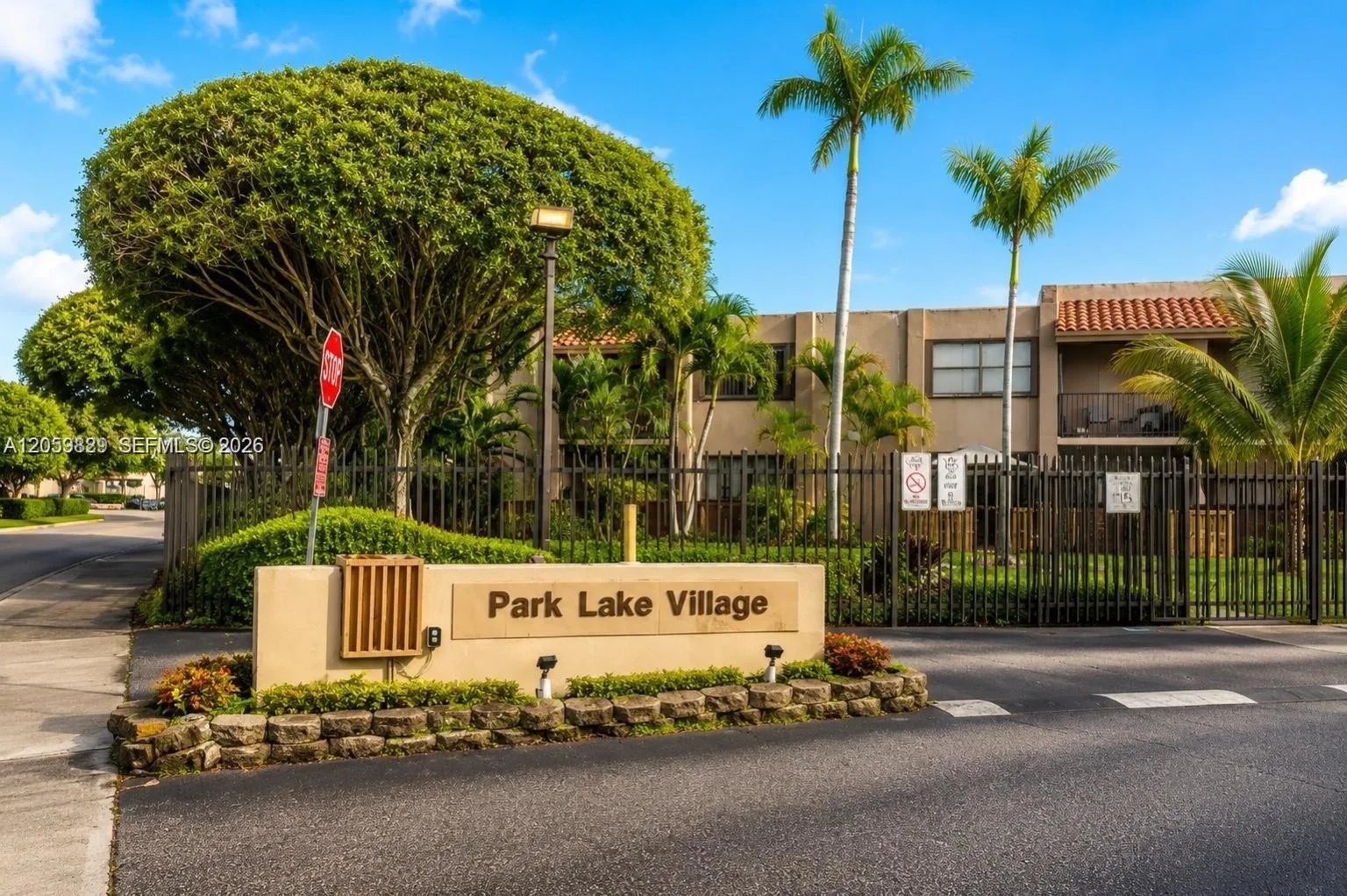 280 W PARK DRIVE # 106, Miami, FL 33172