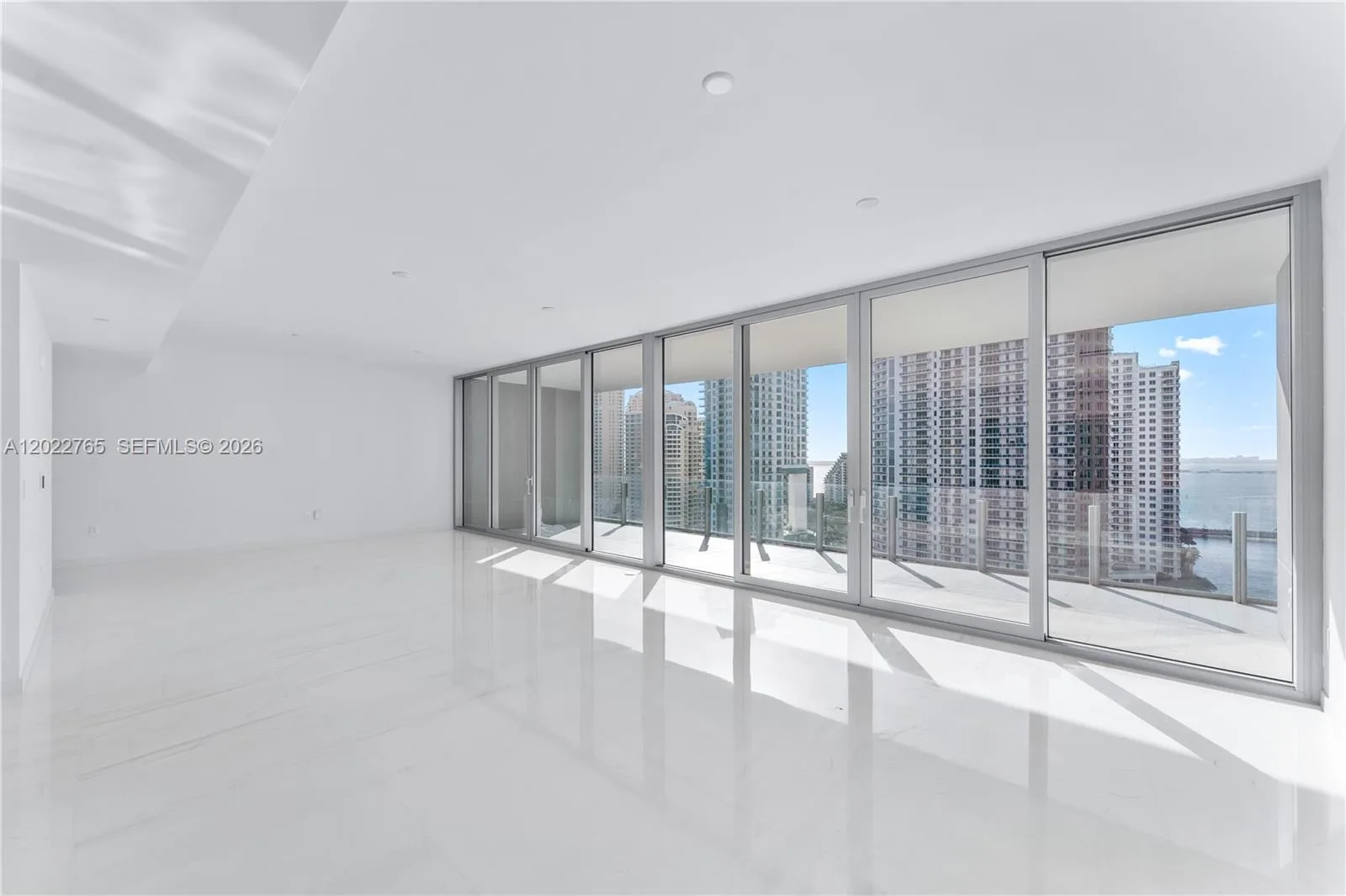 300 Biscayne Blvd Way # 1802, Miami, FL 33131 photo 8