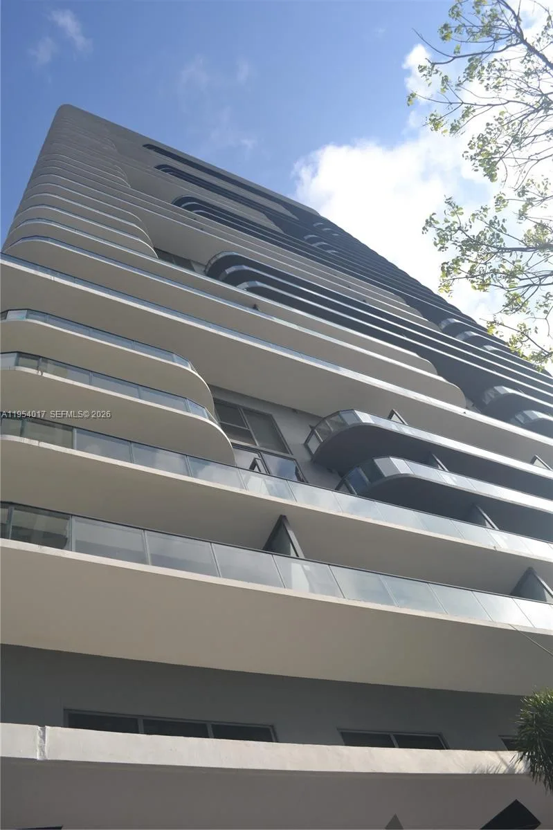 121 NE 34th St # 2110, Miami, FL 33137 photo 2