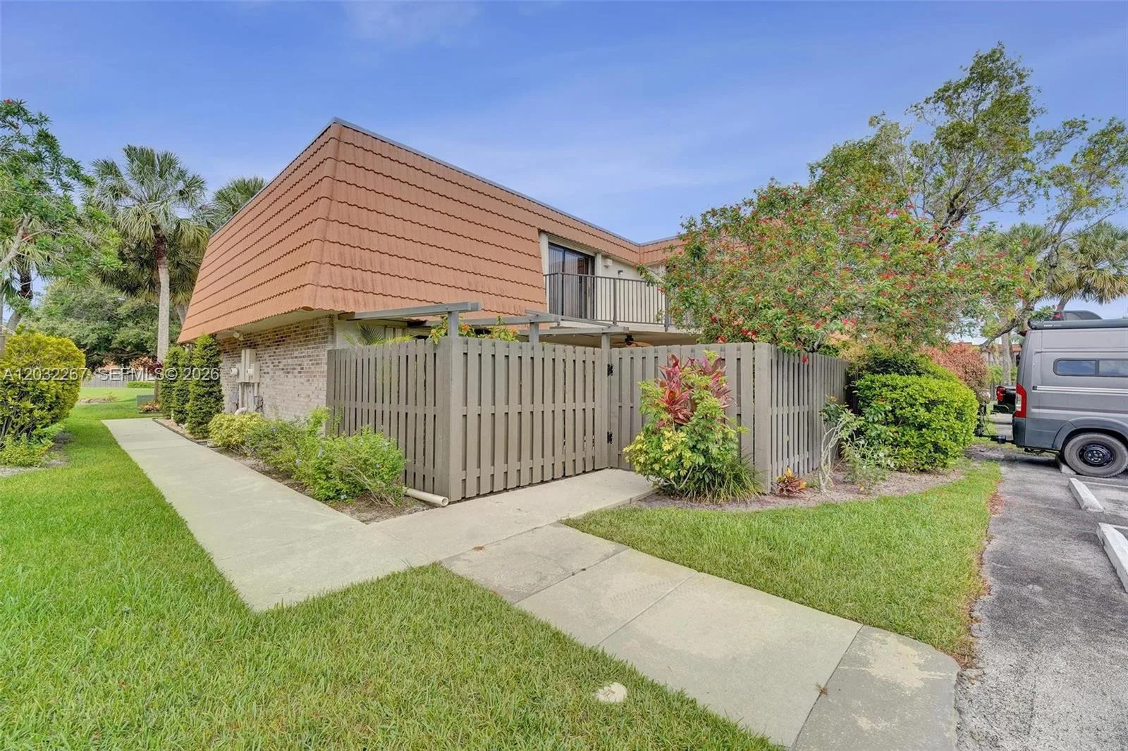 11100 SW 15th Mnr, Davie, FL 33324