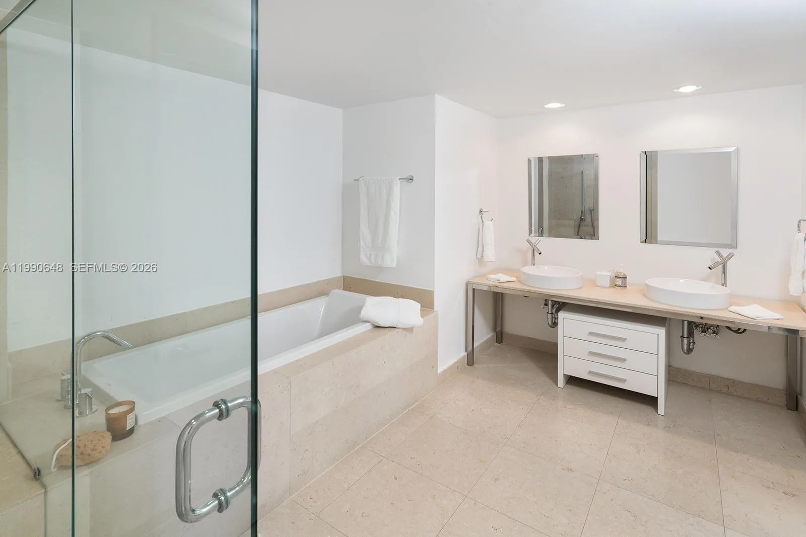 485 Brickell Ave # 4110, Miami, FL 33131 photo 11