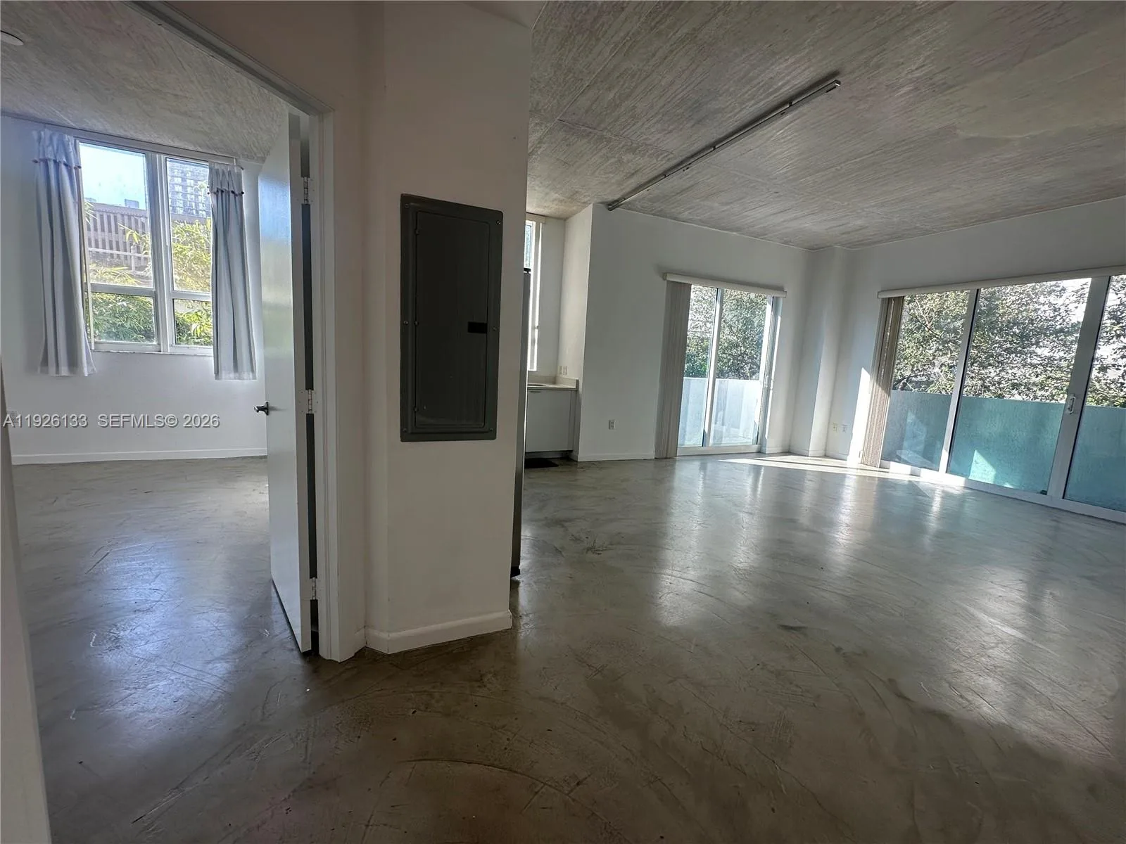 234 NE 3rd St # 201, Miami, FL 33132 photo 4