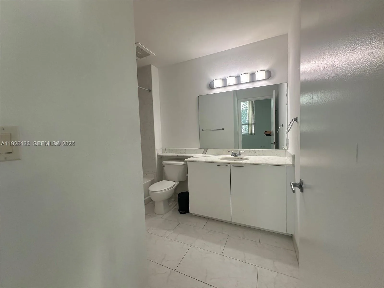 234 NE 3rd St # 201, Miami, FL 33132 photo 8