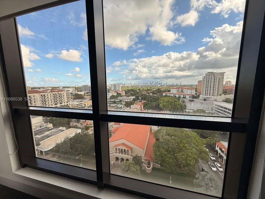 2020 Ponce De Leon Blvd # 1101- shared law firm spc, Coral Gables, FL 33134 photo 2