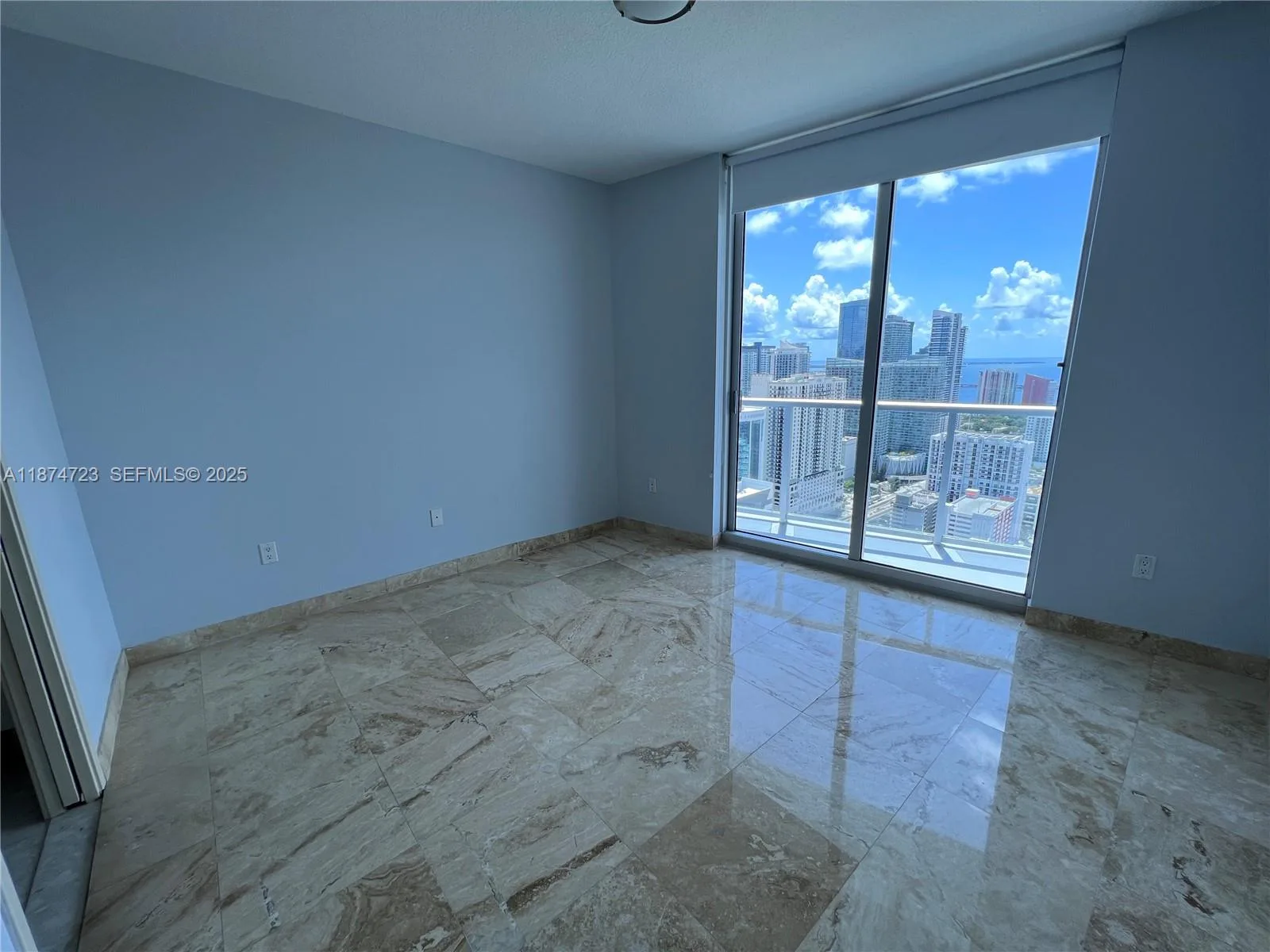 185 SW 7th St # 4204, Miami, FL 33130 photo 10